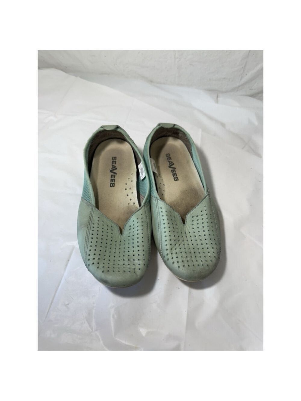 Patagonia Atoll Aqua Blue Women Perforated Leather flats size 6.5 vintage